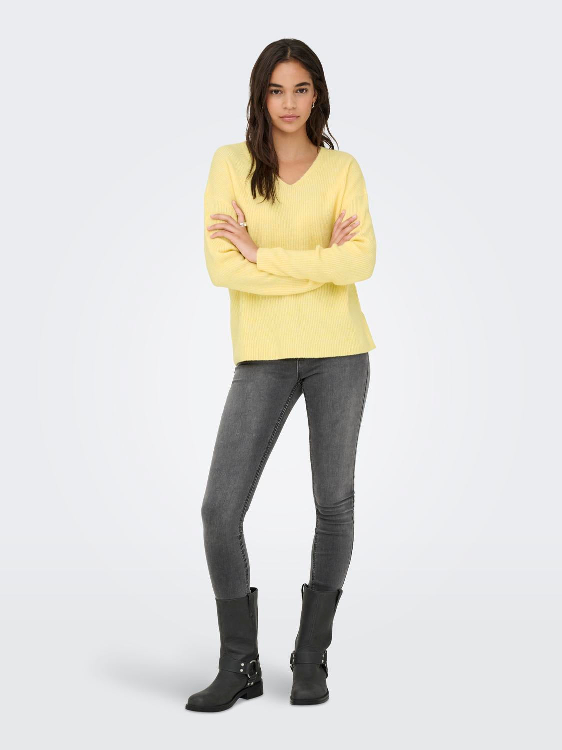model_shot-front_full